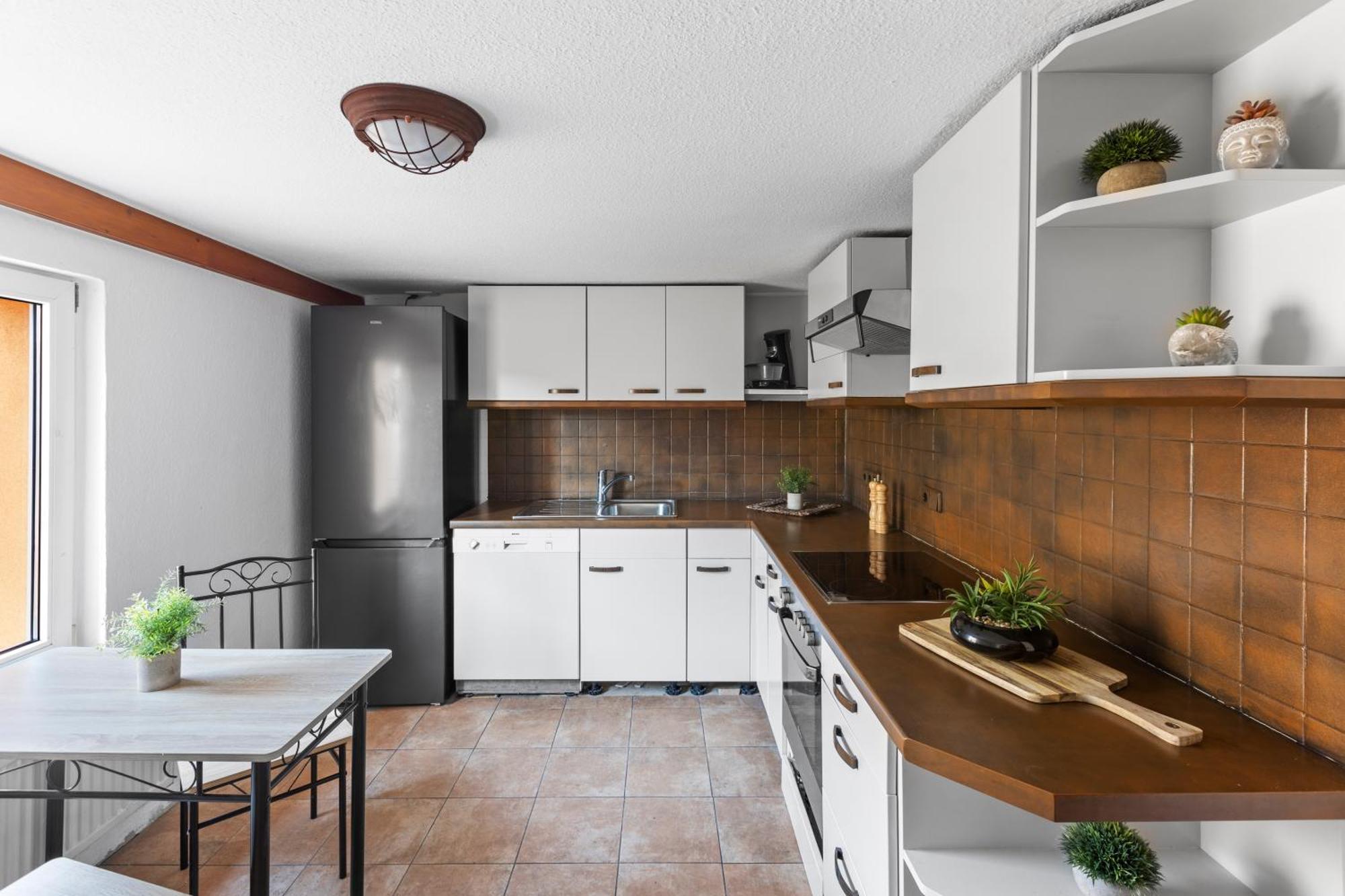 Sabina Monteurwohnung I 75 Zoll Tv I Kueche I Bad I Backofen I Trebbin Ngoại thất bức ảnh